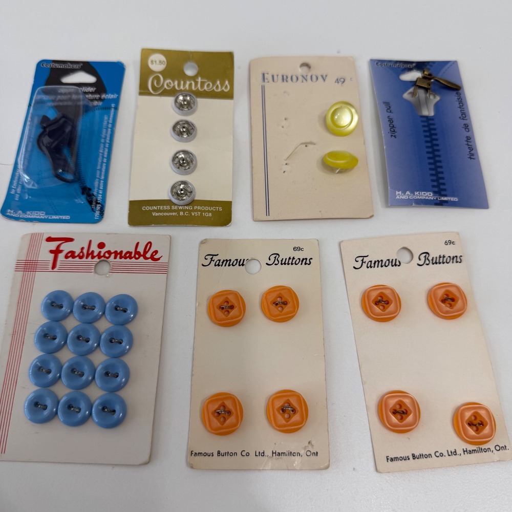 Vintage Sewing Notions Bundle Buttons Zipper Sliders Retro Crafting‎ Lot NIP